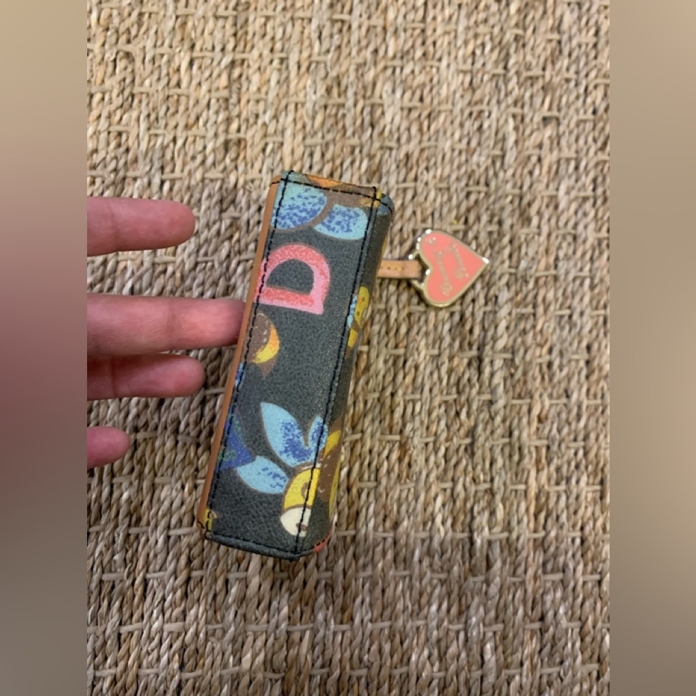 Y2K VINTAGE DOONEY & BOURKE BUMBLE BEE MINI SMALL WALLET - Picture 4 of 13